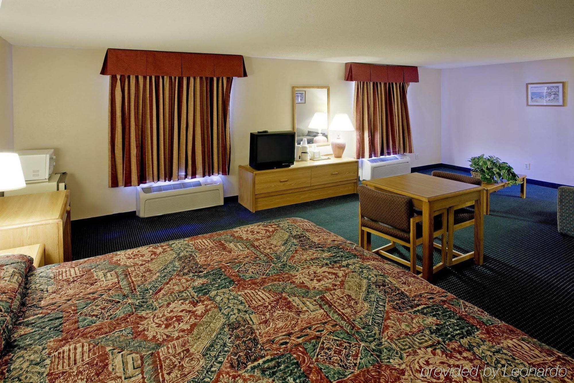 Lodge Econo South Austin